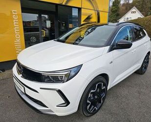 Opel Opel Grandland Ultimate AT8 Leder Kamera Navi Matr Gebrauchtwagen