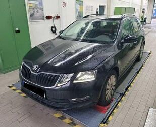 Skoda Skoda Octavia Combi Ambition 1.6 TDI ACC 1. Hand Gebrauchtwagen