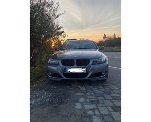 BMW BMW 320i - M-Paket, sehr gepflegt, MKL leuchtet Gebrauchtwagen