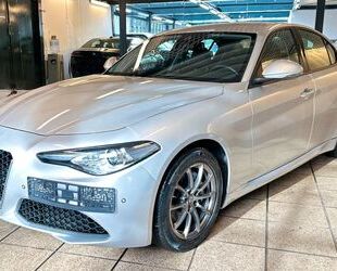 Alfa Romeo Alfa Romeo Giulia Super Navi Xenon Gebrauchtwagen