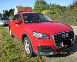 Audi Audi Q2 35 TFSI - Gefleck ,mit NAVI und vieles me Gebrauchtwagen