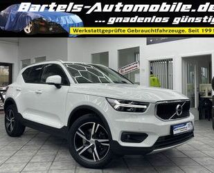 Volvo Volvo XC40 D4 AWD Momentum, LED, Leder, Navi, Kame Gebrauchtwagen