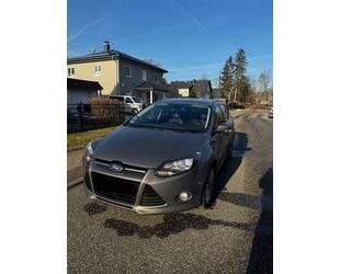 Ford Ford Focus 2,0TDCi 103kW PowerSh. Titanium Turnie. Gebrauchtwagen