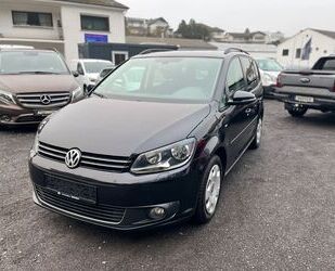 VW Volkswagen Touran Match*Panorama+Navi+Kamera* Gebrauchtwagen