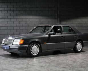 Mercedes-Benz Mercedes-Benz 230 E Leder Automatik Nur 62.520 km Gebrauchtwagen