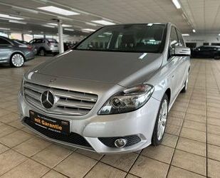 Mercedes-Benz Mercedes-Benz B 200/NAVI/PDC/AHK/SCHECKHEFT Gebrauchtwagen