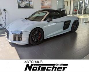 Audi Audi R8 Spyder 5.2 FSI V10 qua *Black&White Editio Gebrauchtwagen