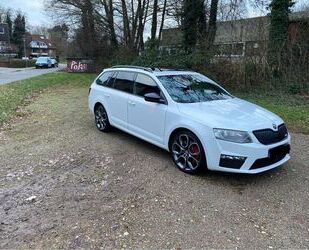 Skoda Skoda Octavia Combi RS 2.0 TSI DSG Pano AHK Navi K Gebrauchtwagen