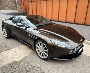 Aston Martin Aston Martin DB11 4.0 V8 Kopi Bronze B&O BRD 140 P Gebrauchtwagen