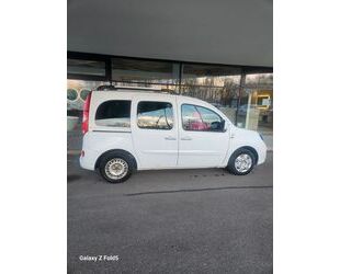 Renault Renault Kangoo Luxe 1.5 / klima/Navi/Tüv/ EURO5 Gebrauchtwagen