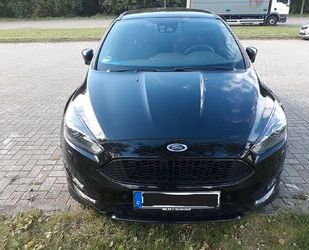 Ford Ford Focus Turnier ST Line Gebrauchtwagen