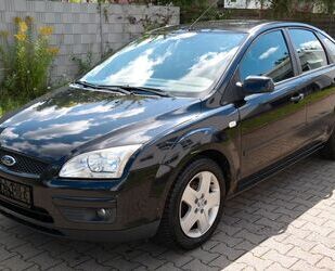 Ford Ford Focus Lim. Style /Klima /Euro 4/ Gebrauchtwagen