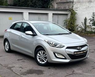 Hyundai Hyundai i30 FIFA World Cup Edition 1.4*1.Hand*Klim Gebrauchtwagen