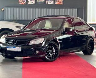 Mercedes-Benz Mercedes-Benz C 63 AMG DEUTSCH Comand Glasdach 19Z Gebrauchtwagen