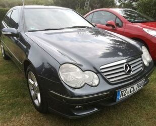 Mercedes-Benz Mercedes-Benz C 180 KOMPRESSOR Sportcoupé - Automa Gebrauchtwagen