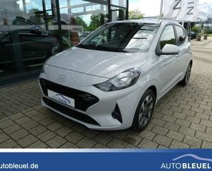 Hyundai Hyundai i10 1,2 Advance*Navi*Alu*SH*Kamera Gebrauchtwagen