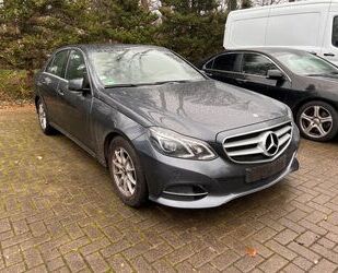 Mercedes-Benz Mercedes-Benz E 250 CGI Avantgarde NAVI LED AHK LE Gebrauchtwagen