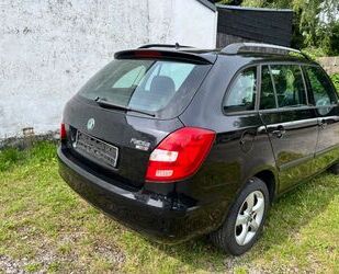 Skoda Skoda Fabia Combi 1.4l TDI Elegance 1.Hand Gebrauchtwagen