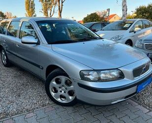 Volvo Volvo V70 Kombi 2.4*1.HD*Klima*Aut*LPG*06/25 Gebrauchtwagen