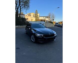 BMW BMW 520 xDrive Touring Sport Paket Gebrauchtwagen