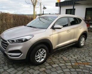 Hyundai Hyundai Tucson blue Classic 2WD Inspektion Neu Gebrauchtwagen