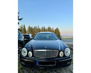 Mercedes-Benz Mercedes-Benz E 240 ELEGANCE V6 Automatik Leder Xe Gebrauchtwagen