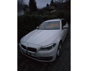 BMW BMW 530d xDrive Touring A Luxury Line Luxury Line Gebrauchtwagen