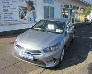 Kia Kia ceed / Ceed Lim. T-GDI Vision Automatik *Navi* Gebrauchtwagen