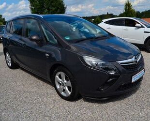 Opel Opel Zafira C Tourer *SHZ*AHK*Navi*2HD* Gebrauchtwagen