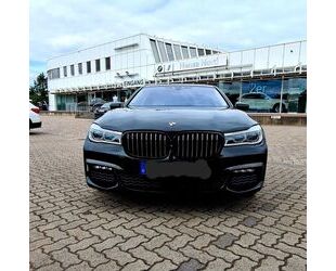 BMW BMW 750i xDrive -M Sport Paket Black Line Head-up Gebrauchtwagen