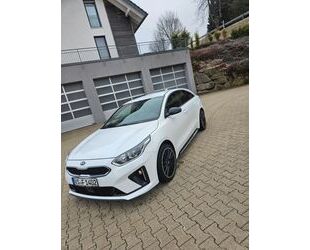 Kia Kia pro_ceed / ProCeed 1.6 T-GDI DCT GT GT Gebrauchtwagen