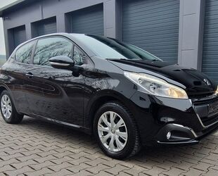 Peugeot Peugeot 208 Active 82 ps Klima 8Fach AHK 12 mon.Ga Gebrauchtwagen