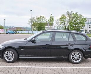 BMW BMW 318i Touring - Top Ausstattung: Echtholz, Lede Gebrauchtwagen