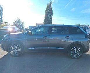 Peugeot Peugeot 5008 Allure*Nav*Teilleder*SHZ*PDC+Cam*7 Si Gebrauchtwagen