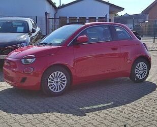 Fiat Fiat 500e Cabrio RED 42kWh #WinterPaket #PDC Gebrauchtwagen