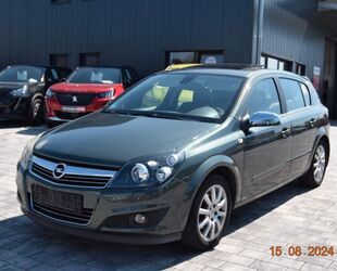 Opel Opel Astra H Innovation/Leder/Xenon/Panorama/Reca Gebrauchtwagen