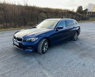 BMW BMW 320i Touring Auto - AHK Schwenkbar 68000km Gebrauchtwagen