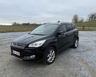 Ford Ford Kuga Titanium Automatik Allrad Ahk Pano Kamar Gebrauchtwagen