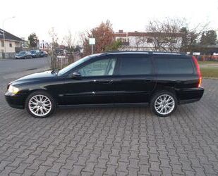 Volvo Volvo V70 Kombi 2.4. 8-FACH ! TÜV-12/2025! TOP! Gebrauchtwagen