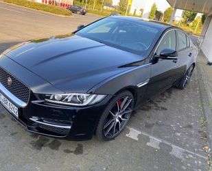 Jaguar Jaguar XE 20d 180PS Automatik Gebrauchtwagen