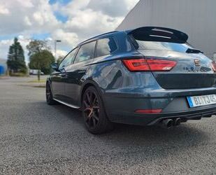 Seat Seat Leon 2.0 TSI CUPRA R 4Drive DSG Sportstourer. Gebrauchtwagen