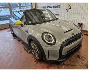 Mini MINI CooperSE/Aut/Navi+/HUD/LEDer/SportStz/P&DrivA Gebrauchtwagen