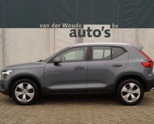 Volvo Volvo XC40 1.5 T2 automatik Business Pro -NAVI-LED Gebrauchtwagen