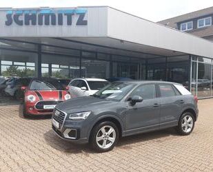 Audi Audi Q2 30 TFSI sport AHK LED NAVI SH ALU PDC Gebrauchtwagen