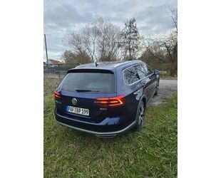 VW Volkswagen Passat 2.0 mit Standheizung 176kW DSG 4 Gebrauchtwagen