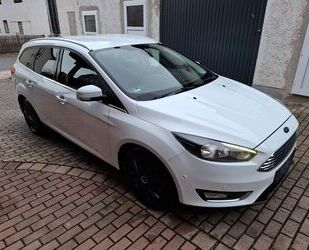 Ford Ford Focus Titanium Turnier, 8-fach Bereift Gebrauchtwagen