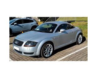 Audi Audi TT Coupe 1.8T 140 kW - Sammlerfahrzeug Gebrauchtwagen