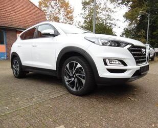 Hyundai Hyundai Tucson 1,6 CRDI*Navi*Kamera*SZH*Leder*Pano Gebrauchtwagen