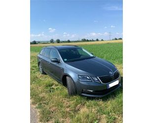 Skoda Skoda Octavia 1.5 TSI ACT DSG SOLEIL Combi SOLEIL Gebrauchtwagen