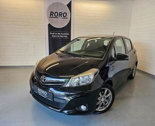 Toyota Toyota Yaris 1.3 Club + Klimaanlage/LMF/Navi/RFK Gebrauchtwagen